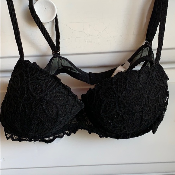 Lace Push Up Bra - Picture 2 of 3